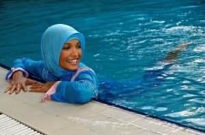 swiss muslim girls to swimm with boys