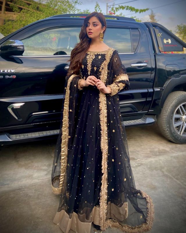 Alizeh Shah Full Black Dress