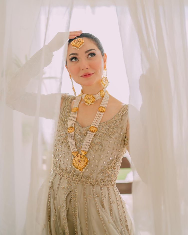Hania Amir Bridal Dress